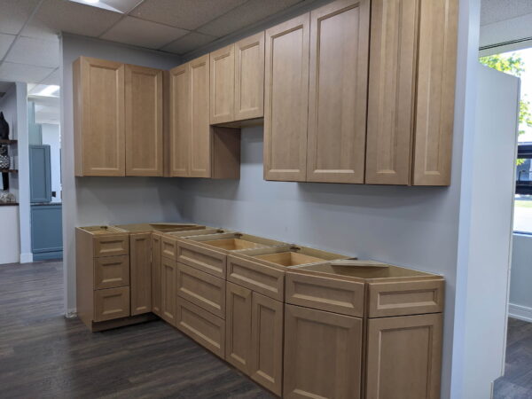 J&K Transitional B8 Butterscotch Cabinet D - Tivoli Kitchen and Bathroom Design