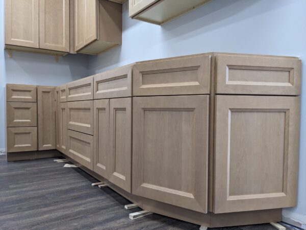 J&K Transitional B8 Butterscotch Cabinet E - Tivoli Kitchen and Bathroom Design