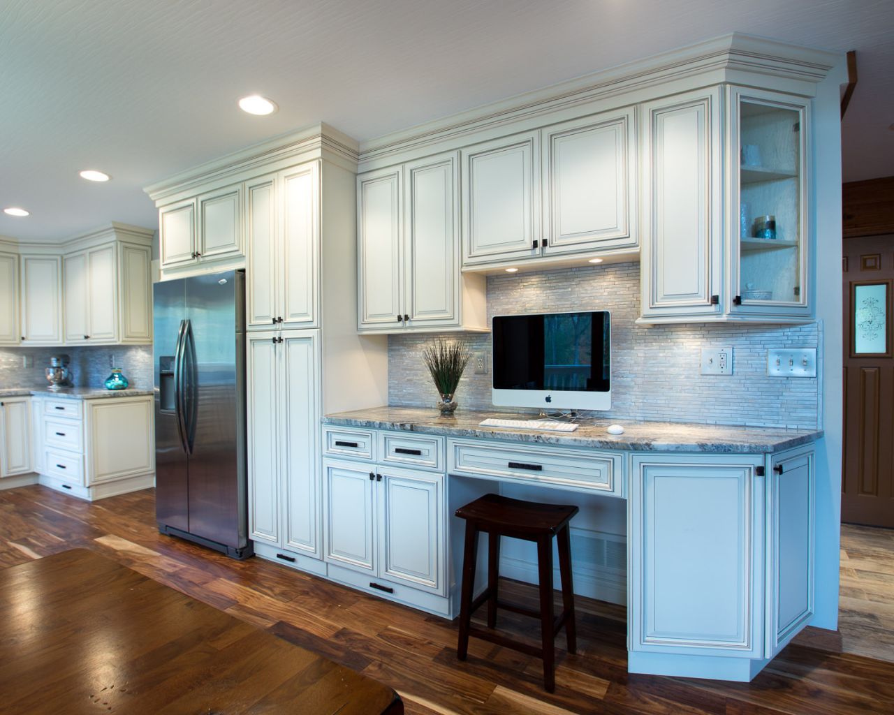 Signature-Pearl-Kitchen-Cabinets-Tivoli-Kitchen-and-Bathroom-Design
