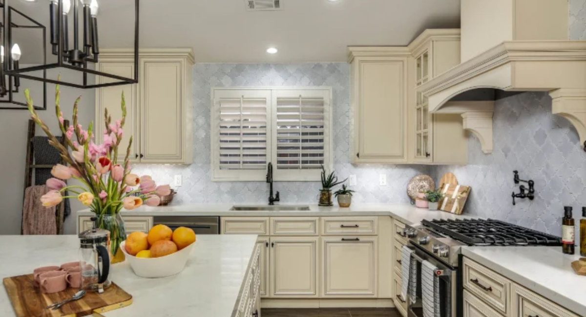 Cream Kitchen Cabinets in Farmhouse vs Modern Kitchens